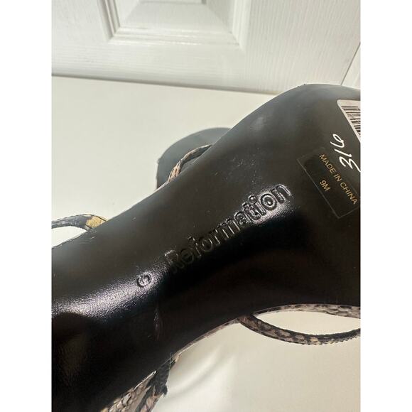 Reformation NWOT Myra Snake Leather Slingback Heels Sz 9M Black Brown - Picture 7 of 8